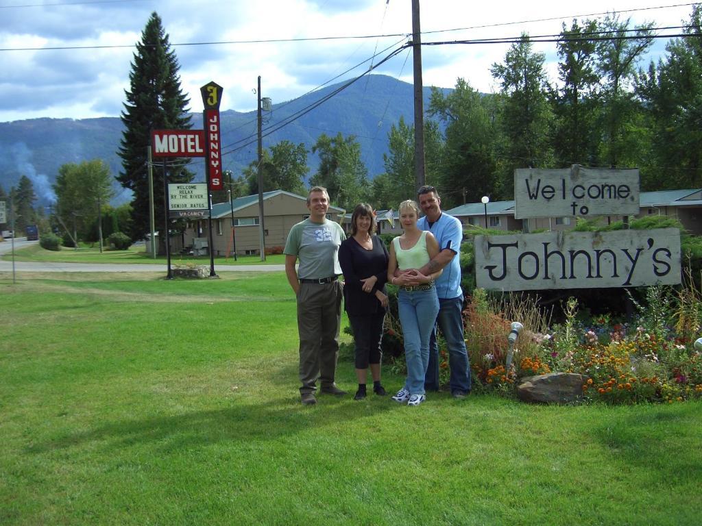 Johnny'S Motel Grand Forks Zewnętrze zdjęcie
