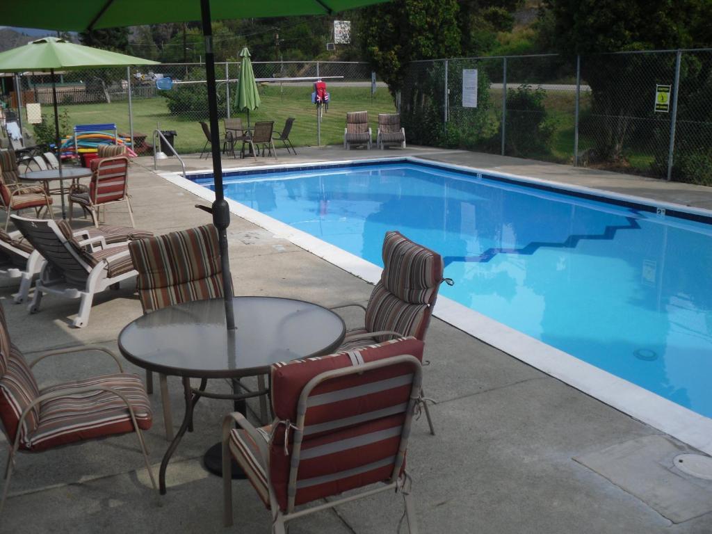 Johnny'S Motel Grand Forks Zewnętrze zdjęcie