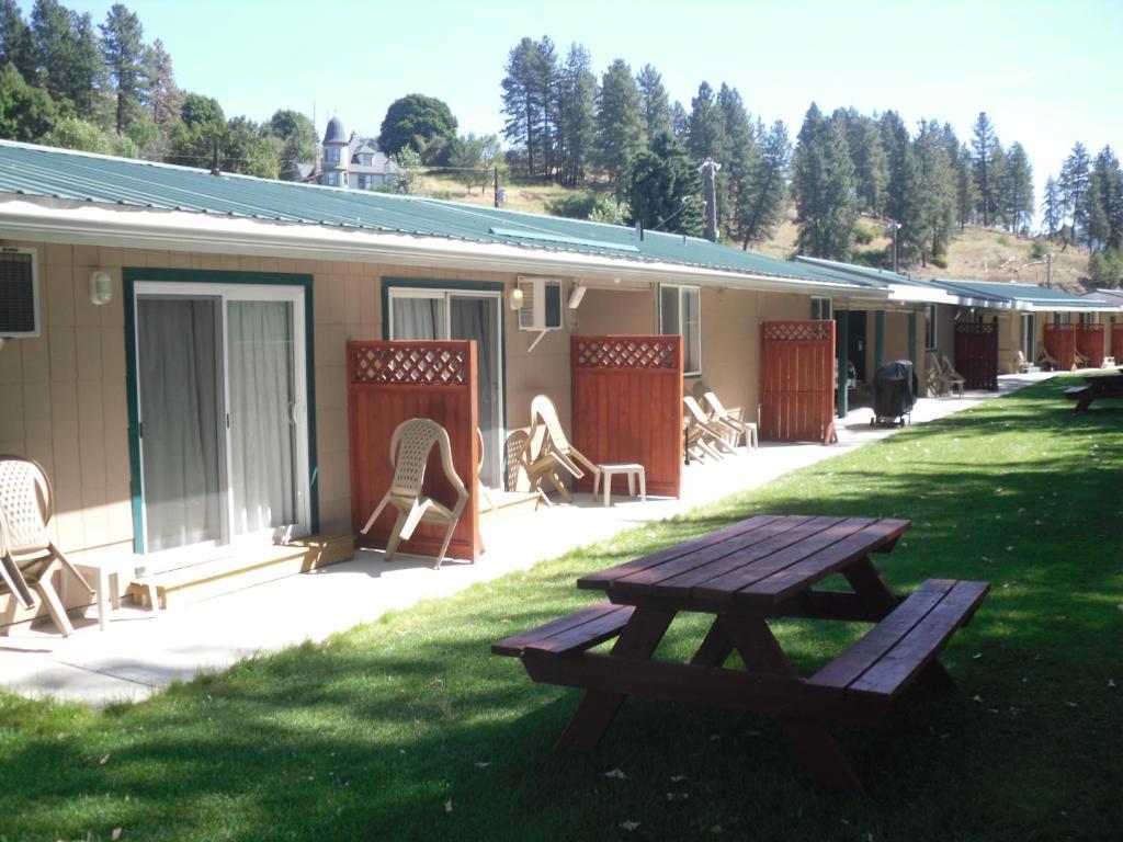Johnny'S Motel Grand Forks Zewnętrze zdjęcie